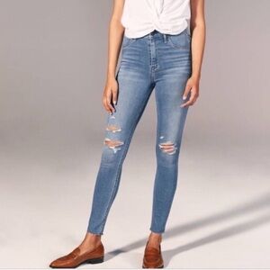 Abercrombie & Fitch Distressed High Rise Jean Leggings Womens Size 26 / 2 Long